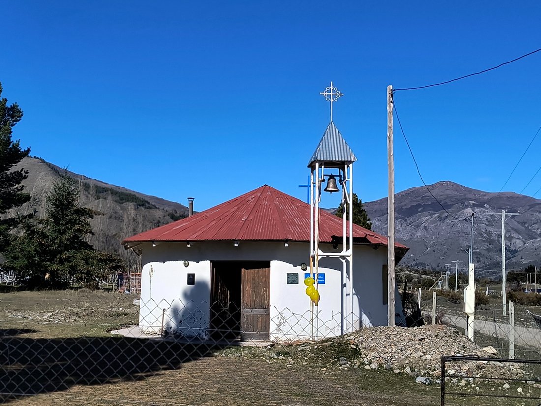 Capilla Nuestra Senora del Rosario, Lago Rosario