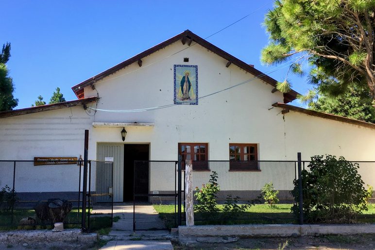 Parroquia Nuestra Se&ntilde;ora de la Medalla Milagrosa, Gualjaina